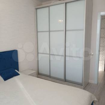 Продается Многокомнатная квартира, 66,7 м²