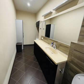 Продается 3-х комнатная квартира, 140 м²
