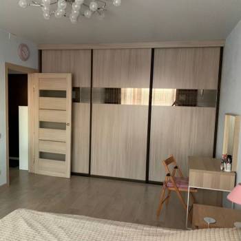 Сдается 1-комнатная квартира, 42 м²