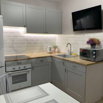 Сдается 1-комнатная квартира, 42 м²