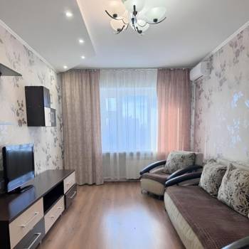 Сдается 1-комнатная квартира, 45 м²