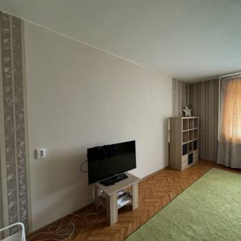 Сдается 1-комнатная квартира, 48 м²