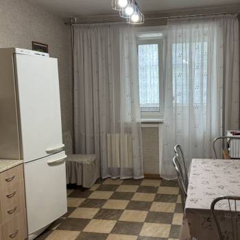 Сдается 1-комнатная квартира, 48 м²