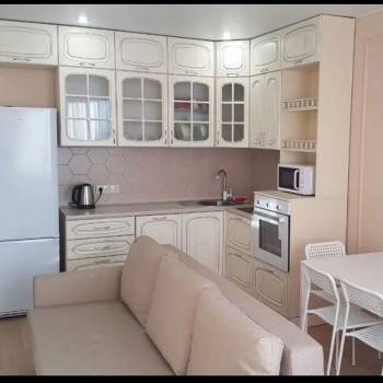 Продается 1-комнатная квартира, 41,8 м²