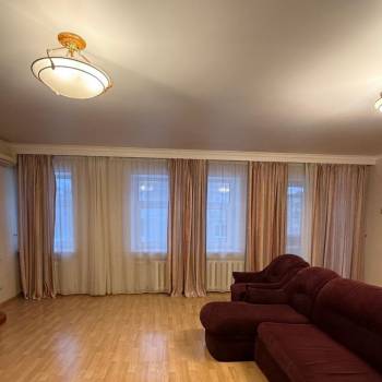 Продается Многокомнатная квартира, 156,3 м²