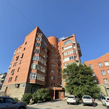 Продается Многокомнатная квартира, 156,3 м²