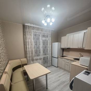 Сдается 1-комнатная квартира, 35,7 м²