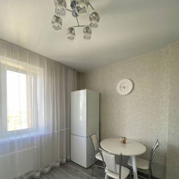 Сдается 1-комнатная квартира, 39 м²