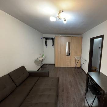 Продается 1-комнатная квартира, 29,4 м²