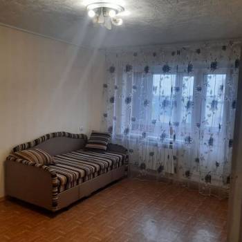 Продается 1-комнатная квартира, 35 м²