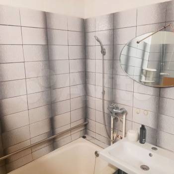 Продается 1-комнатная квартира, 35 м²