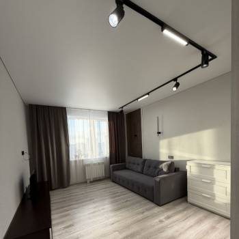 Продается 1-комнатная квартира, 39 м²