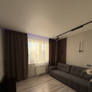 Продается 1-комнатная квартира, 39 м²
