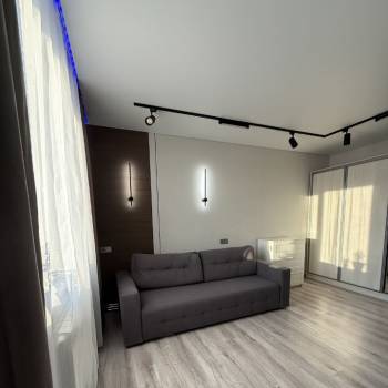 Продается 1-комнатная квартира, 39 м²