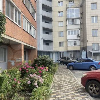 Сдается Многокомнатная квартира, 70 м²