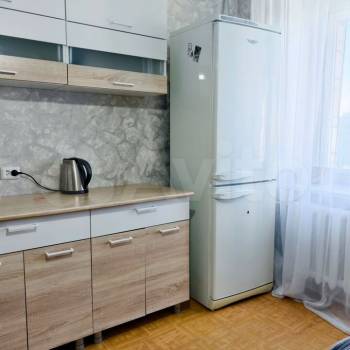 Сдается 1-комнатная квартира, 39 м²