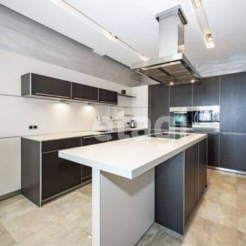 Продается 3-х комнатная квартира, 117,3 м²