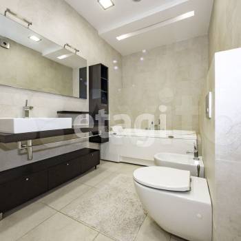 Продается 3-х комнатная квартира, 117,3 м²