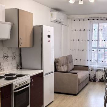 Сдается 1-комнатная квартира, 41 м²