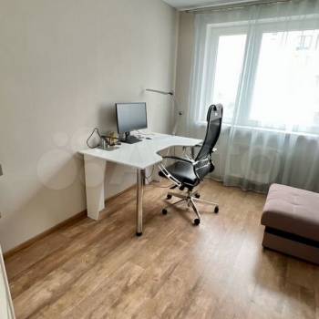 Сдается Многокомнатная квартира, 80 м²