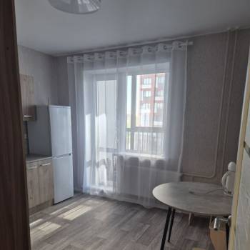 Сдается 1-комнатная квартира, 38,3 м²