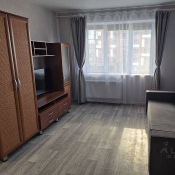 Сдается 1-комнатная квартира, 38,3 м²