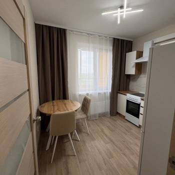 Сдается 1-комнатная квартира, 35 м²