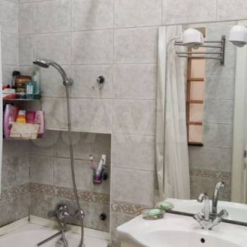 Продается Многокомнатная квартира, 98 м²