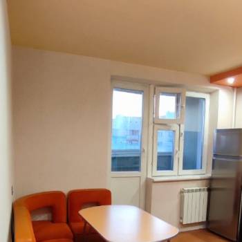 Сдается 1-комнатная квартира, 39 м²