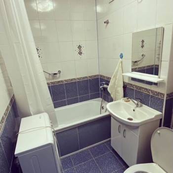 Сдается Многокомнатная квартира, 56 м²
