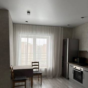 Сдается 1-комнатная квартира, 37 м²
