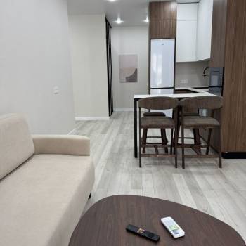 Сдается 2-х комнатная квартира, 65 м²