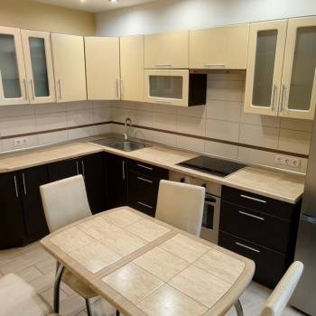 Сдается 2-х комнатная квартира, 63 м²