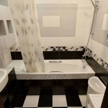 Сдается 2-х комнатная квартира, 63 м²