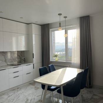 Сдается Многокомнатная квартира, 70 м²