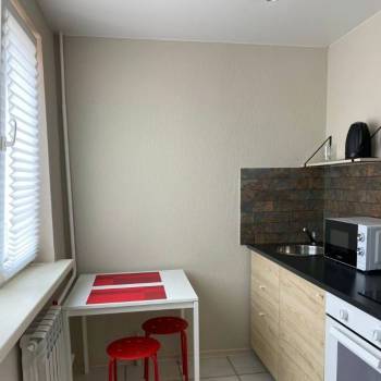 Сдается 1-комнатная квартира, 28,7 м²