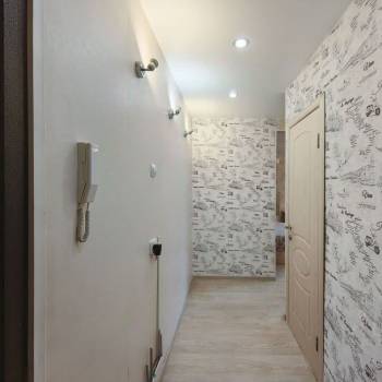 Продается 1-комнатная квартира, 32 м²