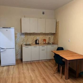 Сдается 2-х комнатная квартира, 42 м²