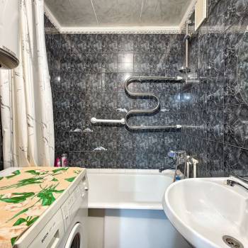 Продается 3-х комнатная квартира, 60 м²