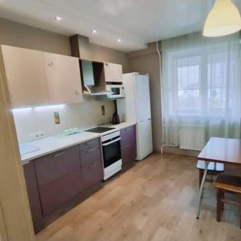 Сдается 1-комнатная квартира, 39 м²