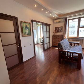 Сдается 1-комнатная квартира, 55,2 м²