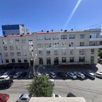 Сдается 1-комнатная квартира, 55,2 м²