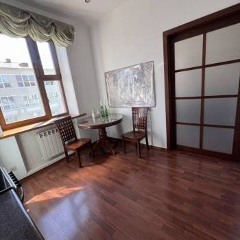 Сдается 1-комнатная квартира, 55,2 м²