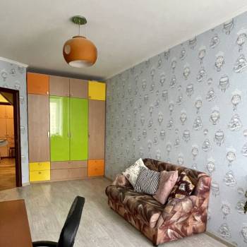 Сдается Многокомнатная квартира, 100 м²