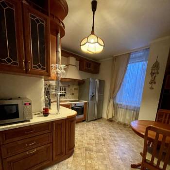 Сдается Многокомнатная квартира, 100 м²