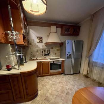 Сдается Многокомнатная квартира, 100 м²