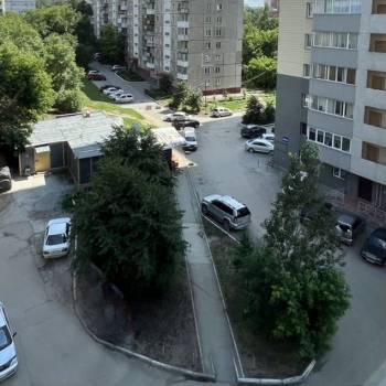 Сдается Многокомнатная квартира, 60 м²