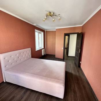 Сдается Многокомнатная квартира, 60 м²