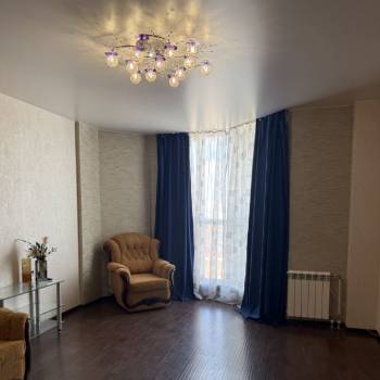 Сдается 1-комнатная квартира, 50 м²