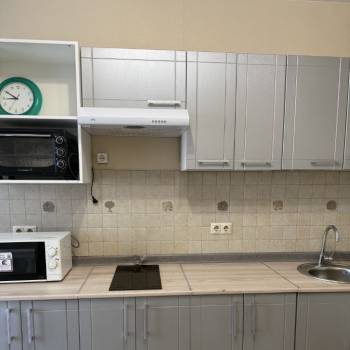 Сдается 1-комнатная квартира, 50 м²